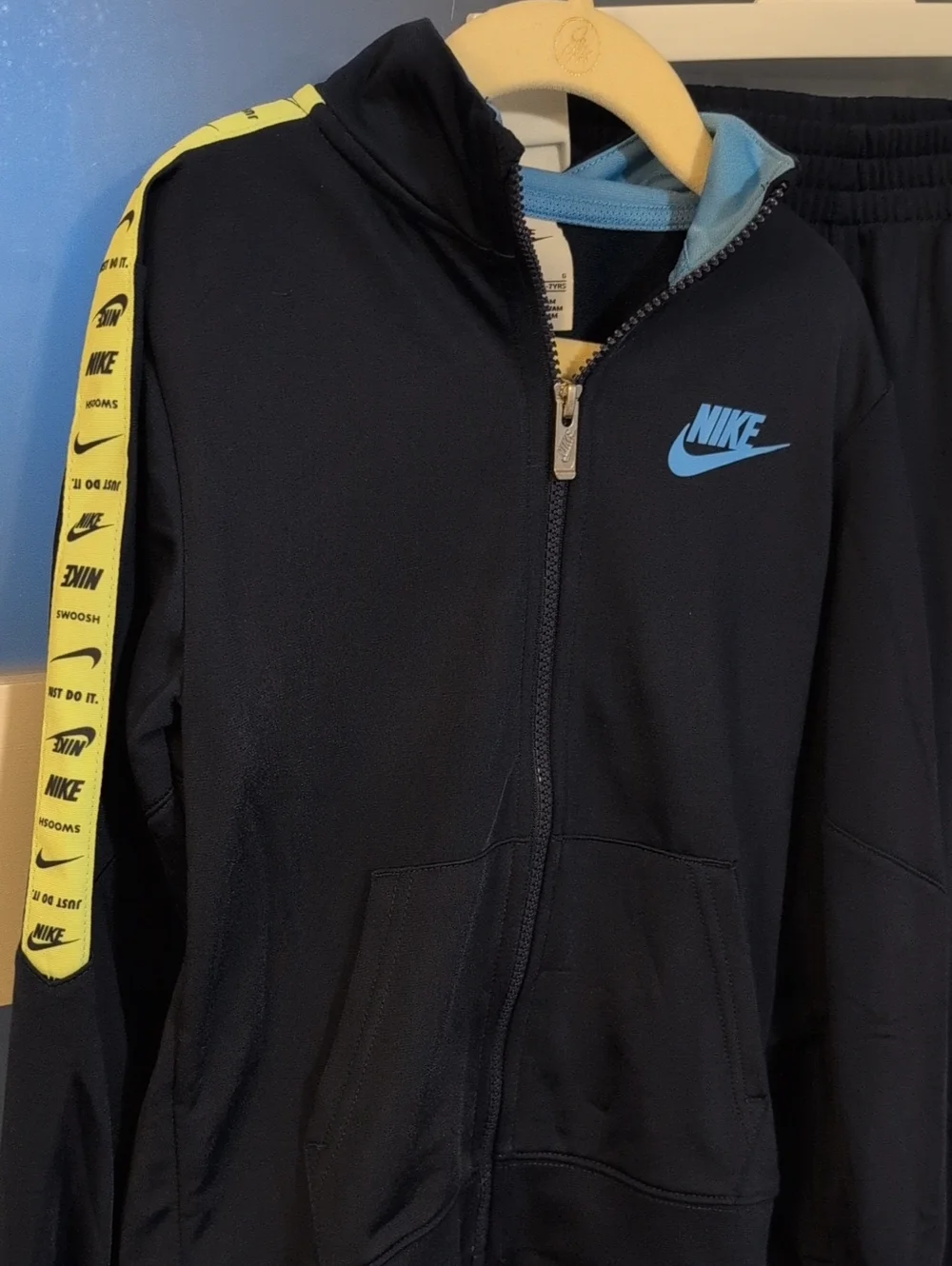 Nike like new